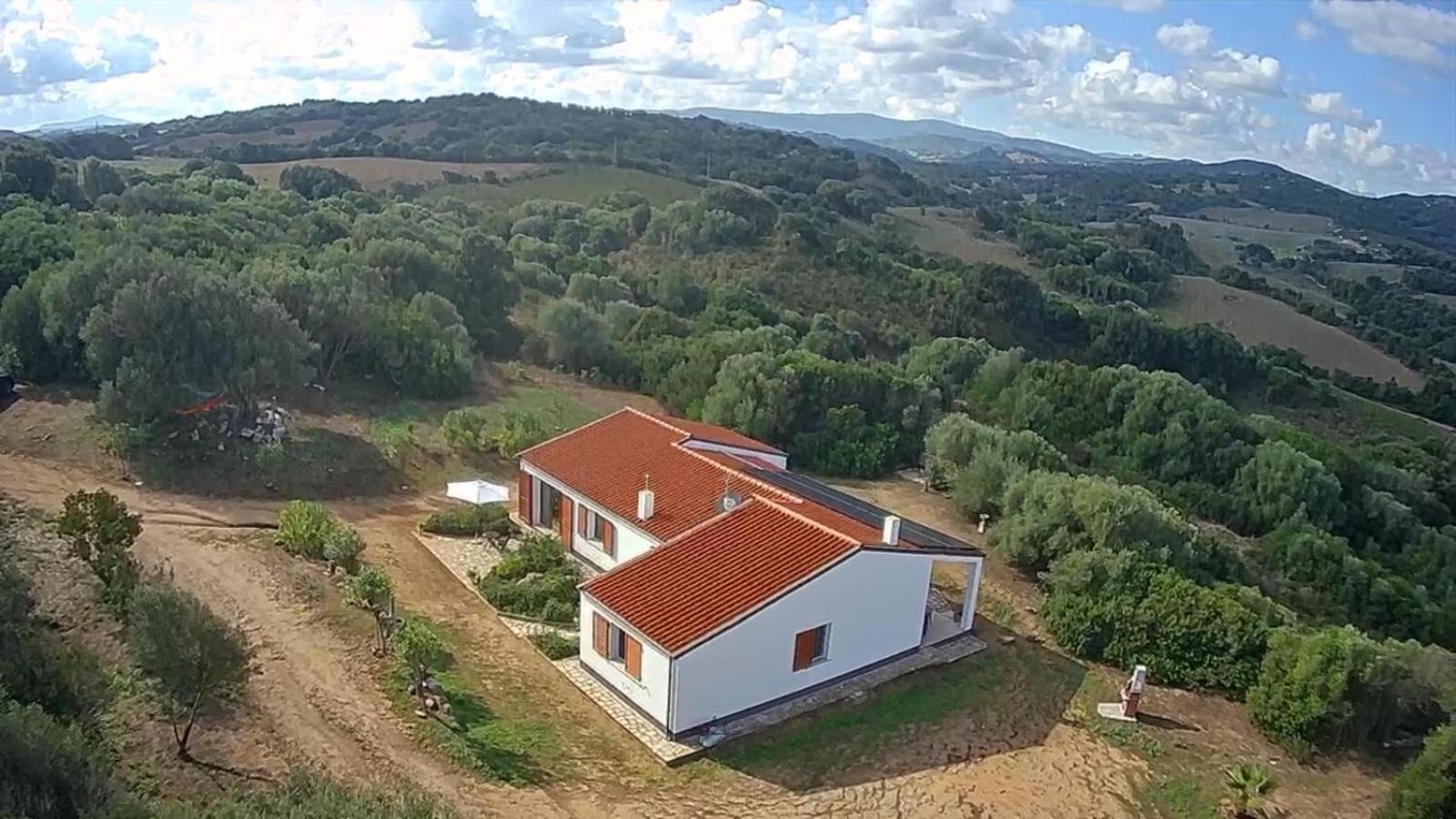 La Piana Holiday House Bassacutena Buitenkant foto